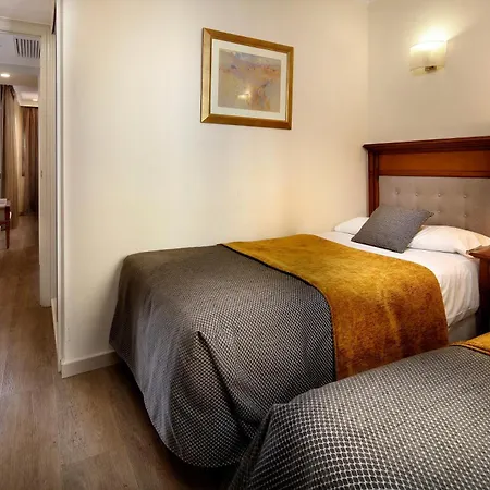 Apartaments-Hotel Hispanos 7 Suiza-3